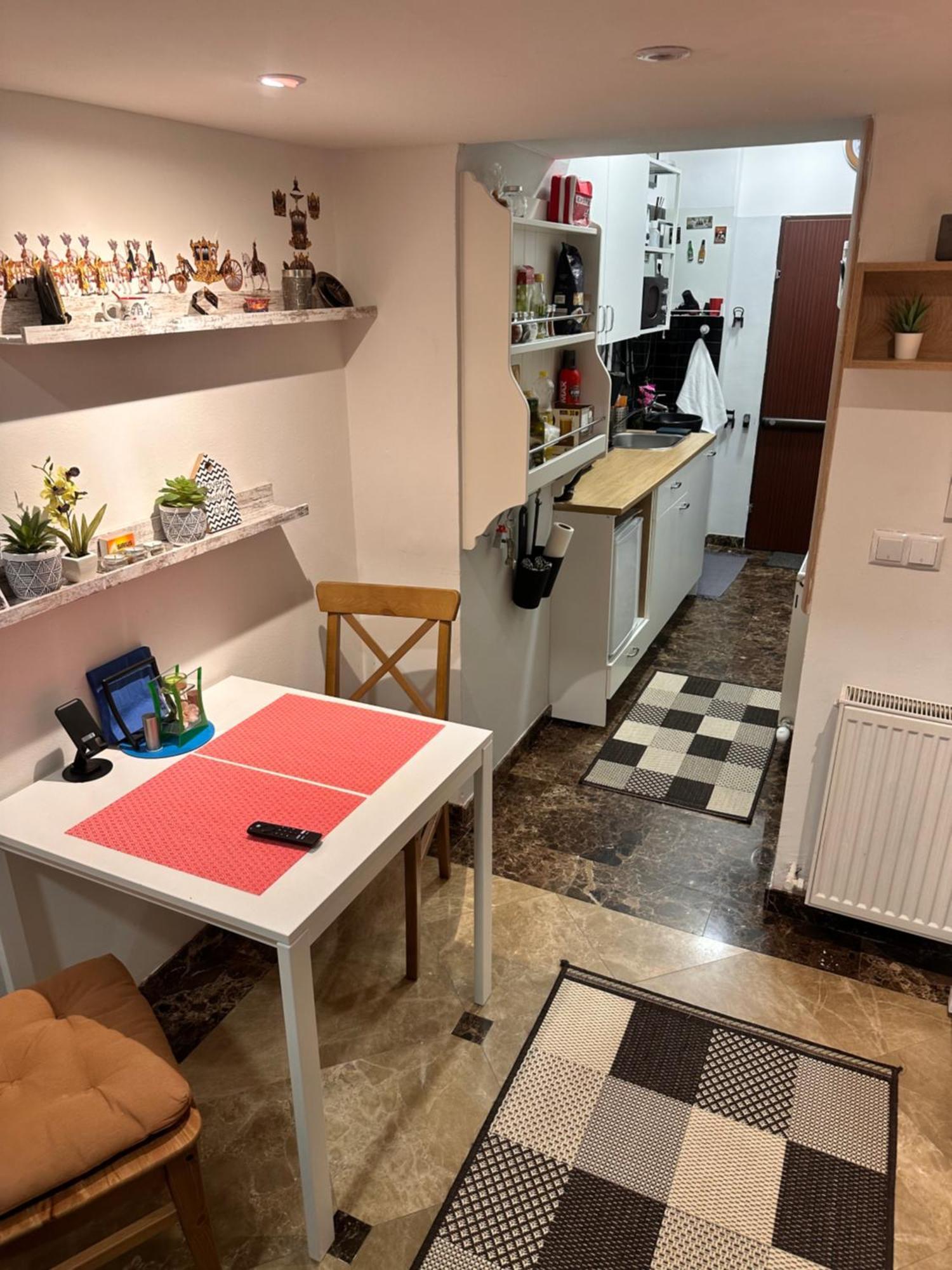 Apartament As Small As Caravans Viena